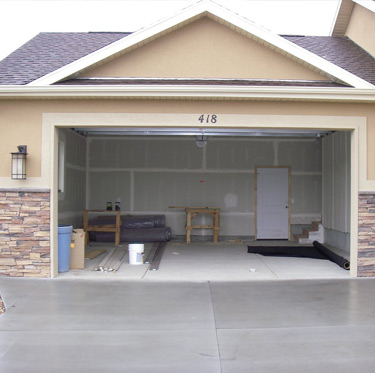 фото встроенного гаража